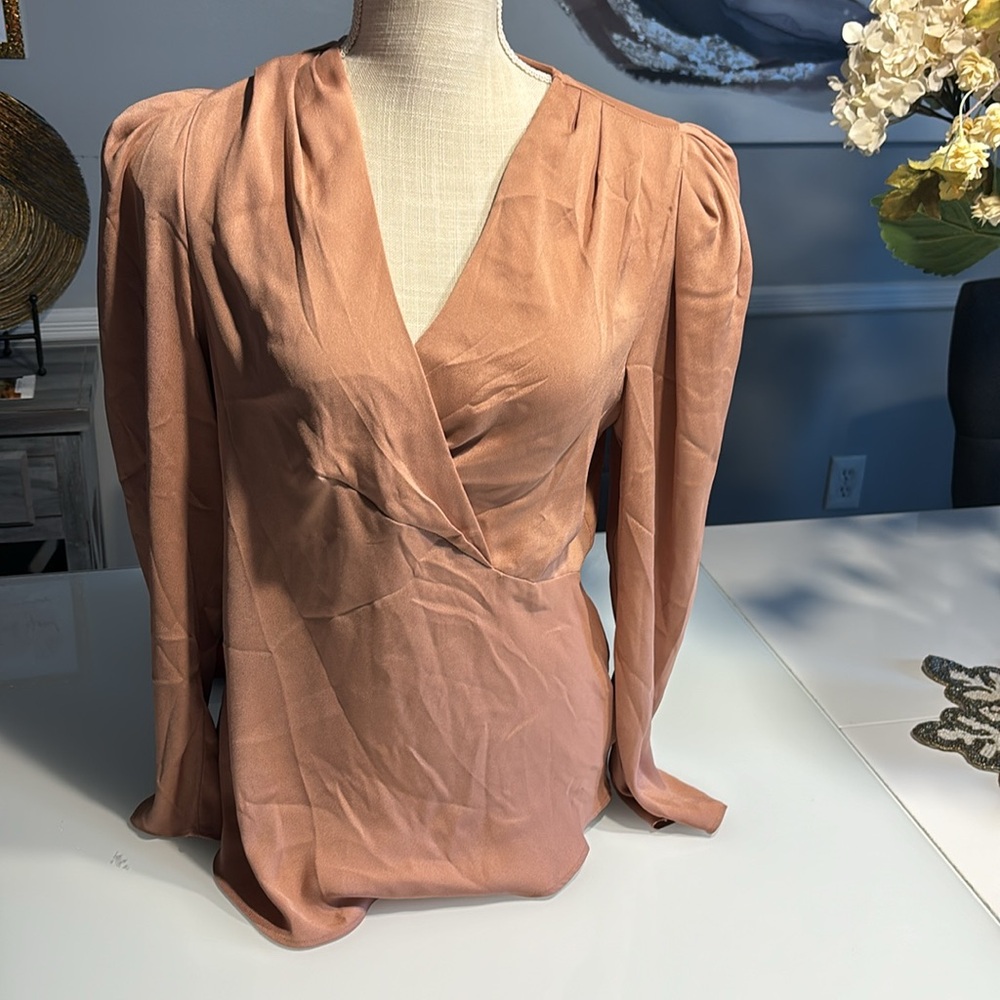 NWT EXPRESS ❤️🎈🎁BLUSH TOP